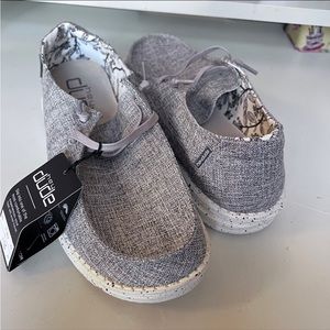 NWT Women’s Hey Dudes Shoes